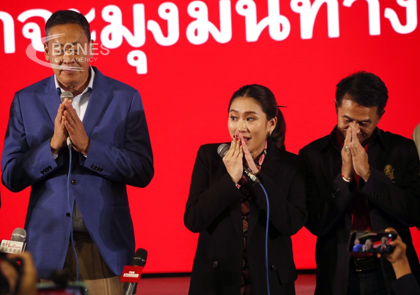 Тайландските опозиционни партии водят при 97 преброени гласове предаде АФП Двете
