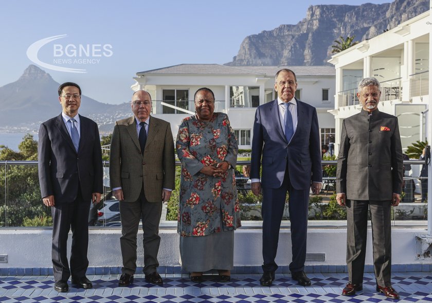 На конференцията на алианса в Кейптаун външните министри на БРИКС