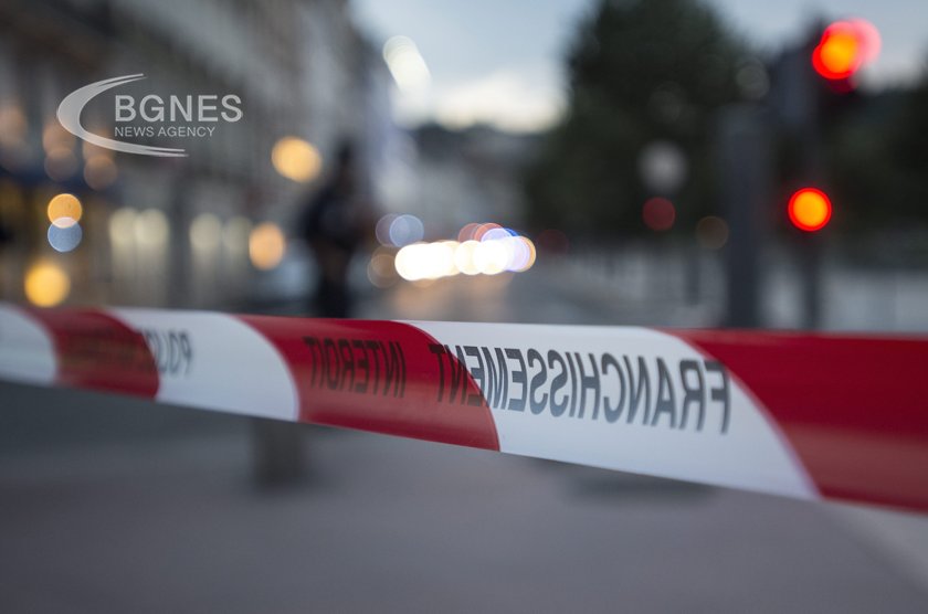 Пет души са ранени във Франция след нападение с нож