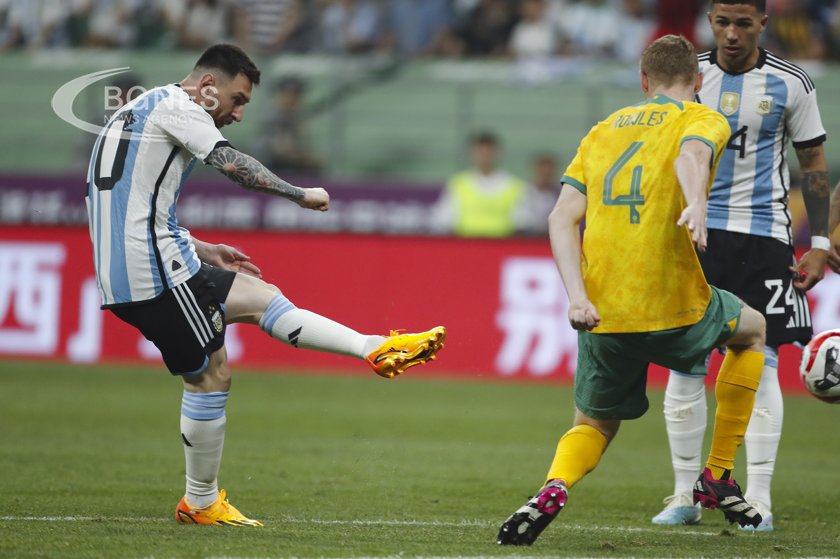 Световният шампион Аржентина победи Австралия с 2:0 в контролна среща,