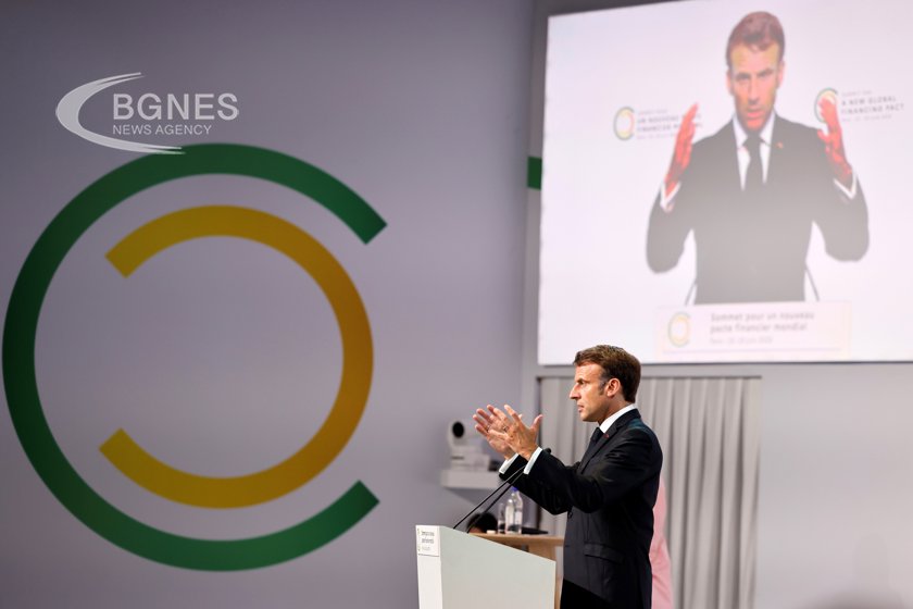 Президентът на Франция Еманюел Макрон откри срещата на върха за