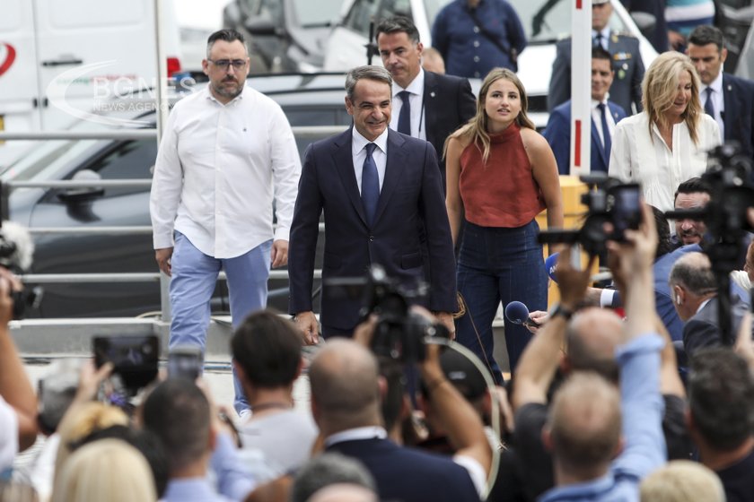 Консервативният бивш министър председател на Гърция Кириакос Мицотакис е на път