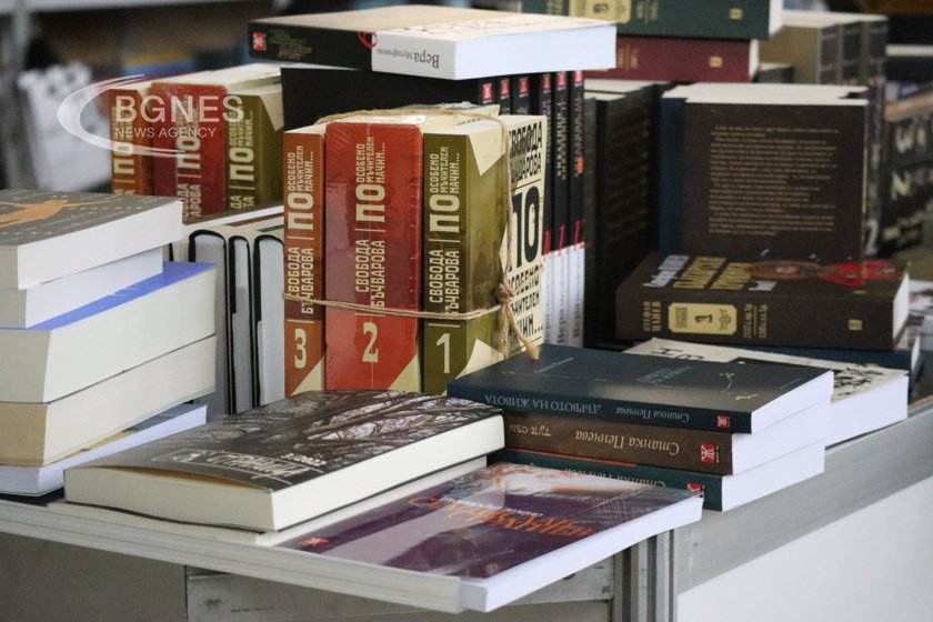 През 2022 г. са издадени 10 544 книги с тираж