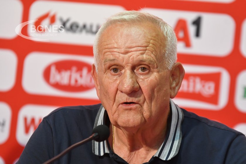 Легендарният сръбски треньор Люпко Петровичс е намира в тежко състояние