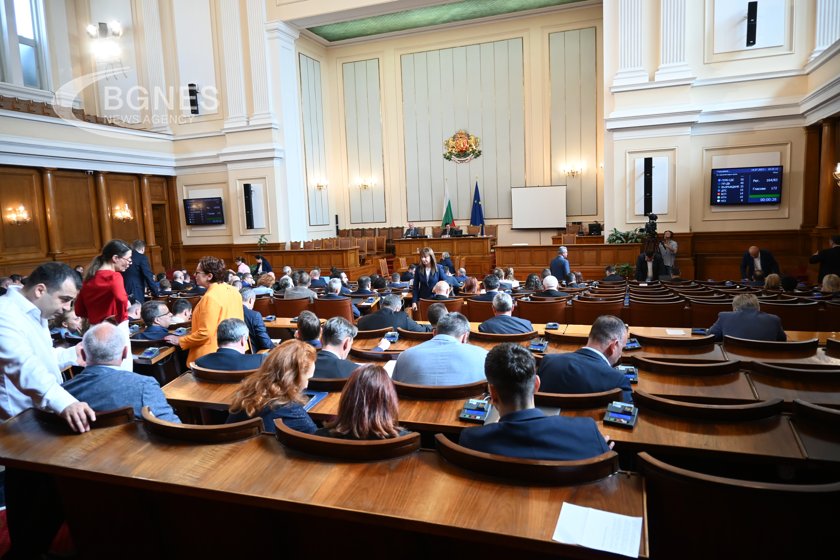 На предстоящото пленарно заседание в четвъртък народните представители ще гласуват