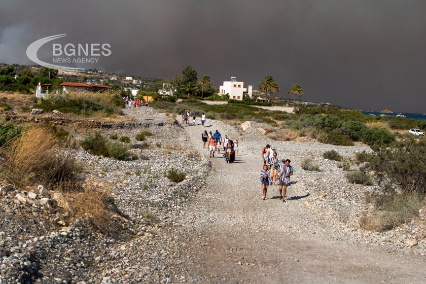 Властите на гръцкия остров Родос съобщиха че са преместили на