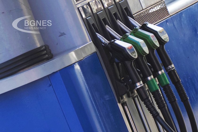 В софийските бензиностанции цента на дизела е 2 59 лв литър