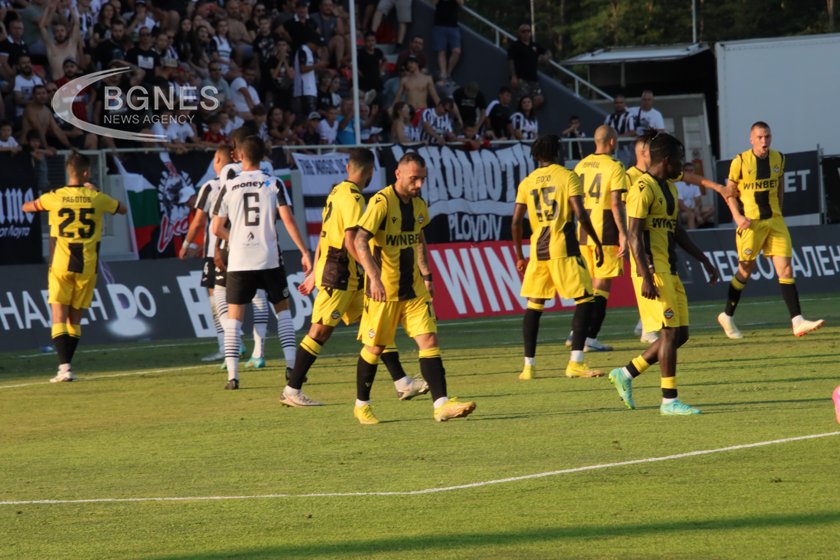 Ботев Пловдив продължава да няма победа през новия сезон Жълто черните