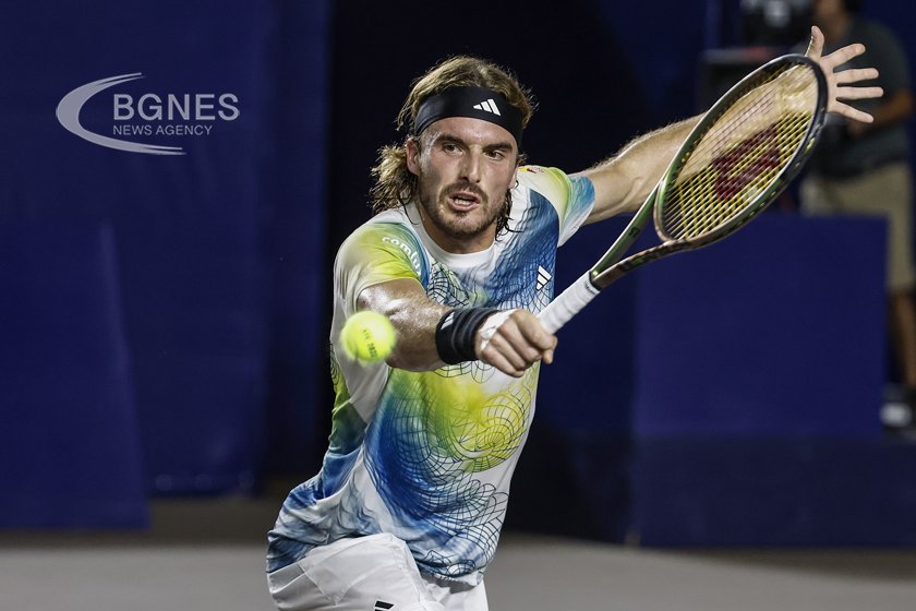Стефанос Циципас достигна до финала на тенис турнира в Лос