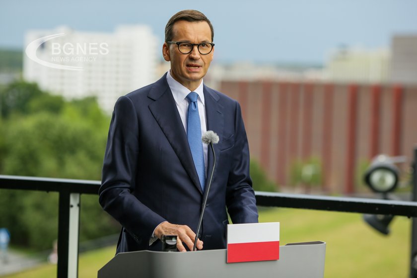 Управляващата партия в Полша иска да попита избирателите на референдум