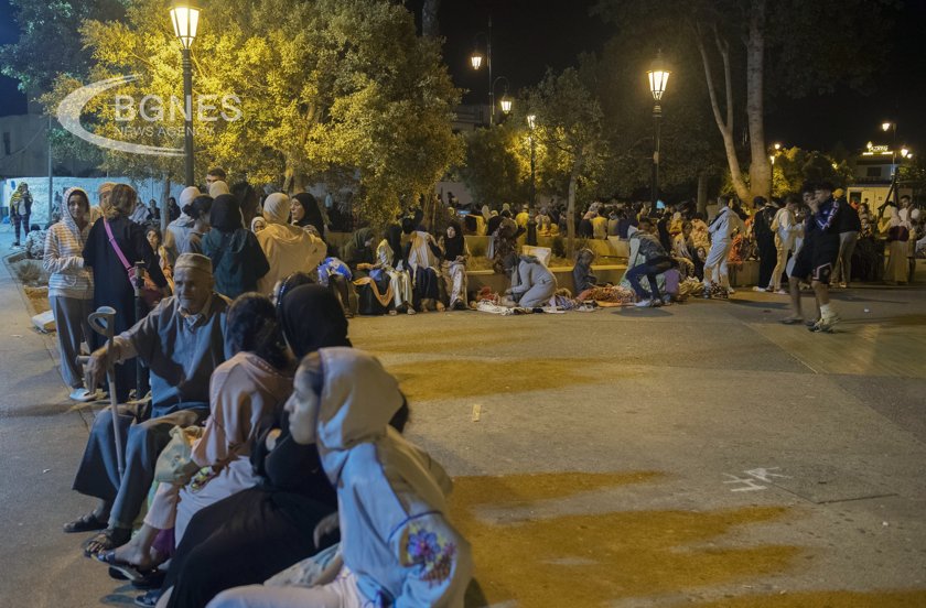 Близо 300 души са загинали след мощно земетресение в Мароко