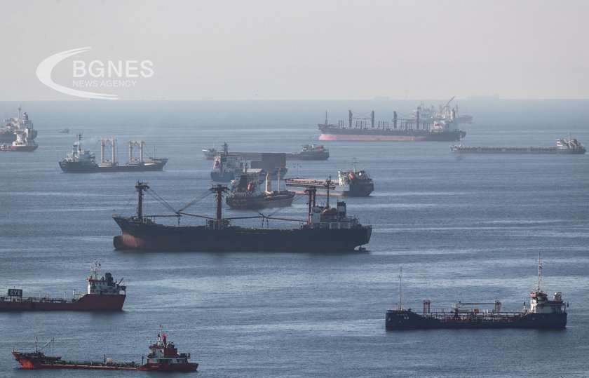 След нахлуването на Русия в Украйна мощният гръцки корабен сектор
