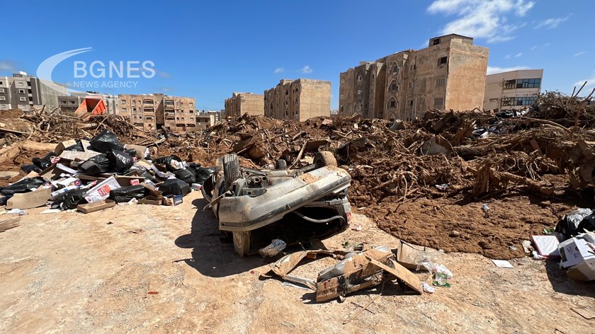 Броят на жертвите в крайбрежния град Дерна на Либия нарасна