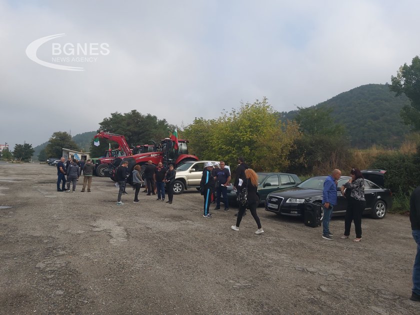 Земеделски стопани от Благоевградско имат намерение да блокират кръговото движение