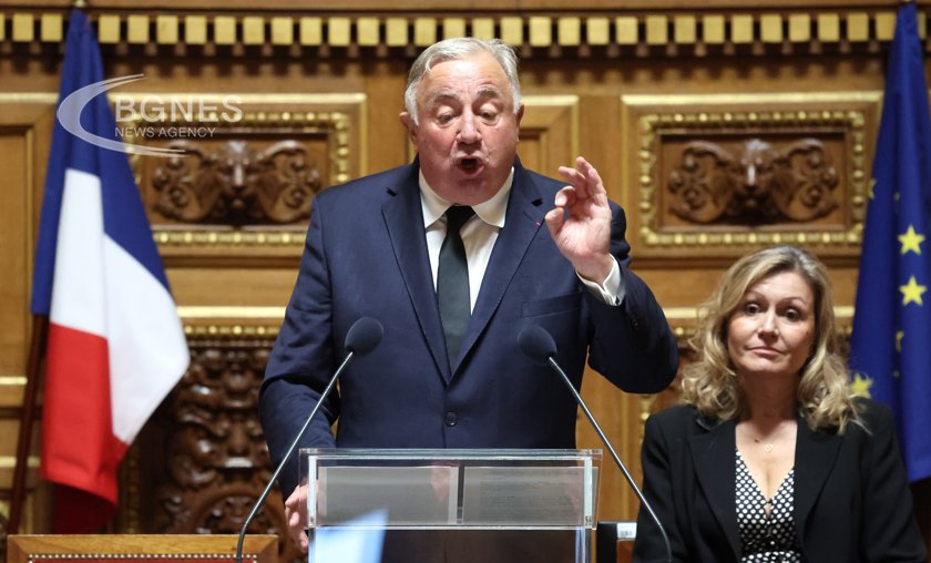 Френската дясноцентристка партия Републиканци LR запази мнозинството си в Сената