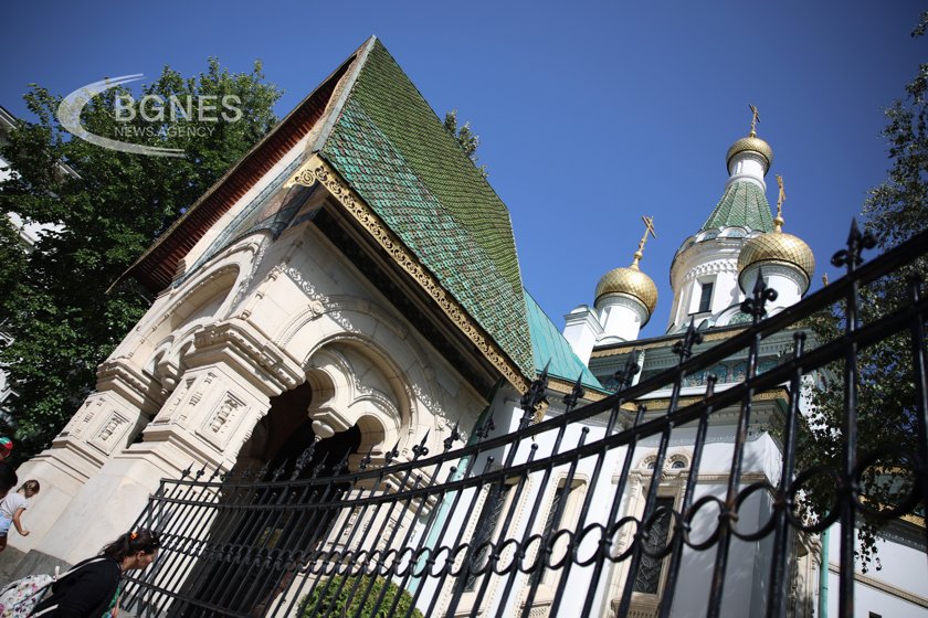 Установяването на собствеността върху руската църква изисква задълбочена проверка анализ