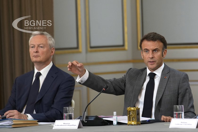 Френското правителство представи бюджетен план основан на прогноза за висок