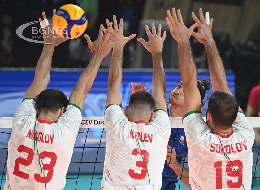 България се бори срещу европейския шампион Полша но загуби с