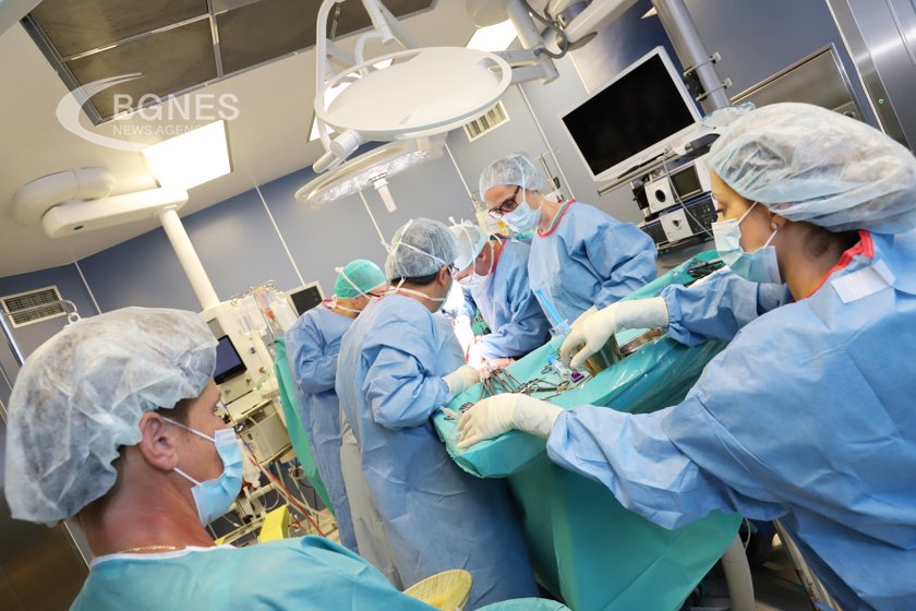 Специалисти от Военномедицинска академия ВМА извършиха две чернодробни трансплантации в
