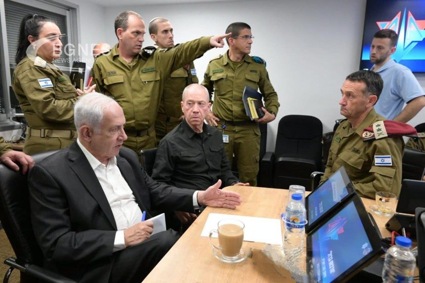 Израелският премиер Бенямин Нетаняху обяви извънредно правителство с лидера на