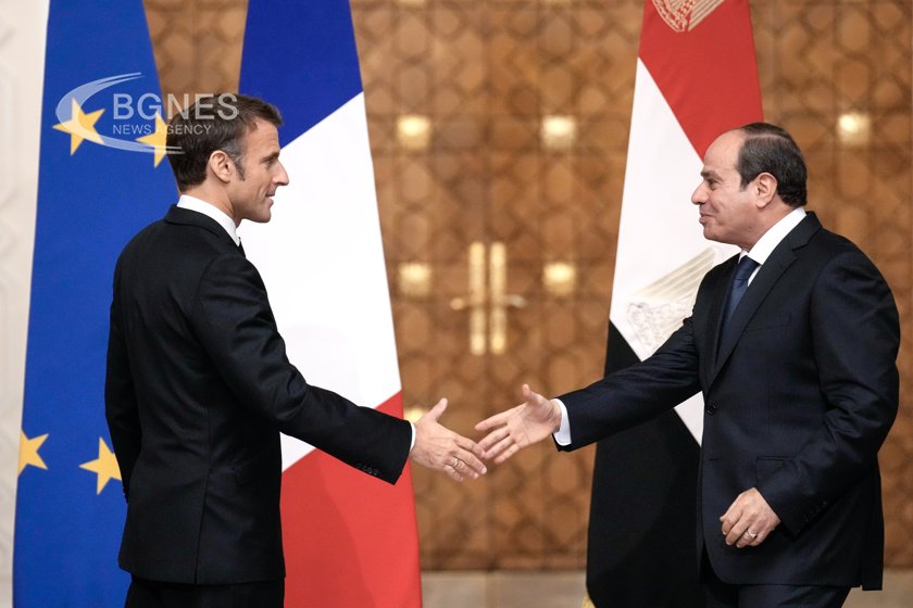 Френският президент Еманюел Макрон се срещна с египетския си колега