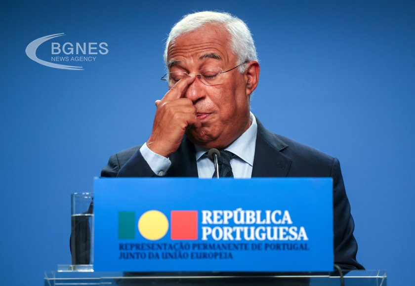 Португалският министър председател социалистът Антониу Коща обяви че подава оставка след