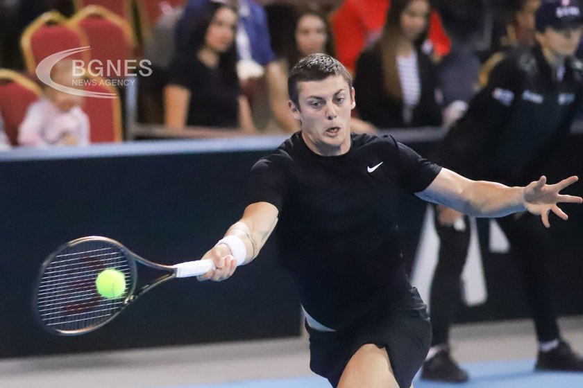 Александър Лазаров отпадна на старта на Sofia Open след загуба