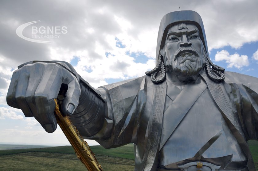 Палатки и животни Коне и мечове Първите дни на Монголската