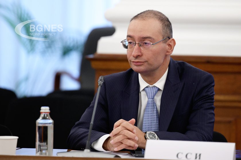 Бюджетът на Асен Василев изглежда доста оптимистично подготвен от гледна