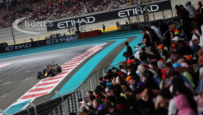 Макс Верстапен завърши сезона във Формула 1 по шампионски Нидерландецът