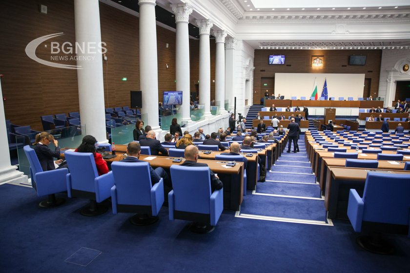 Снимка: Филмовата индустрия и местното самоуправление във фокуса на парламента днес