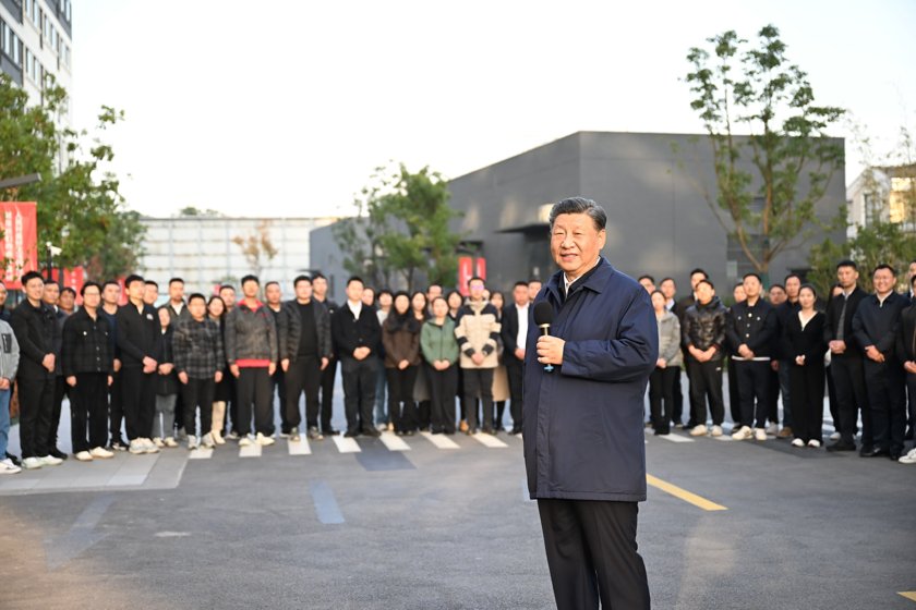 Президентът Си Дзинпин заяви че икономическото възстановяване на Китай се