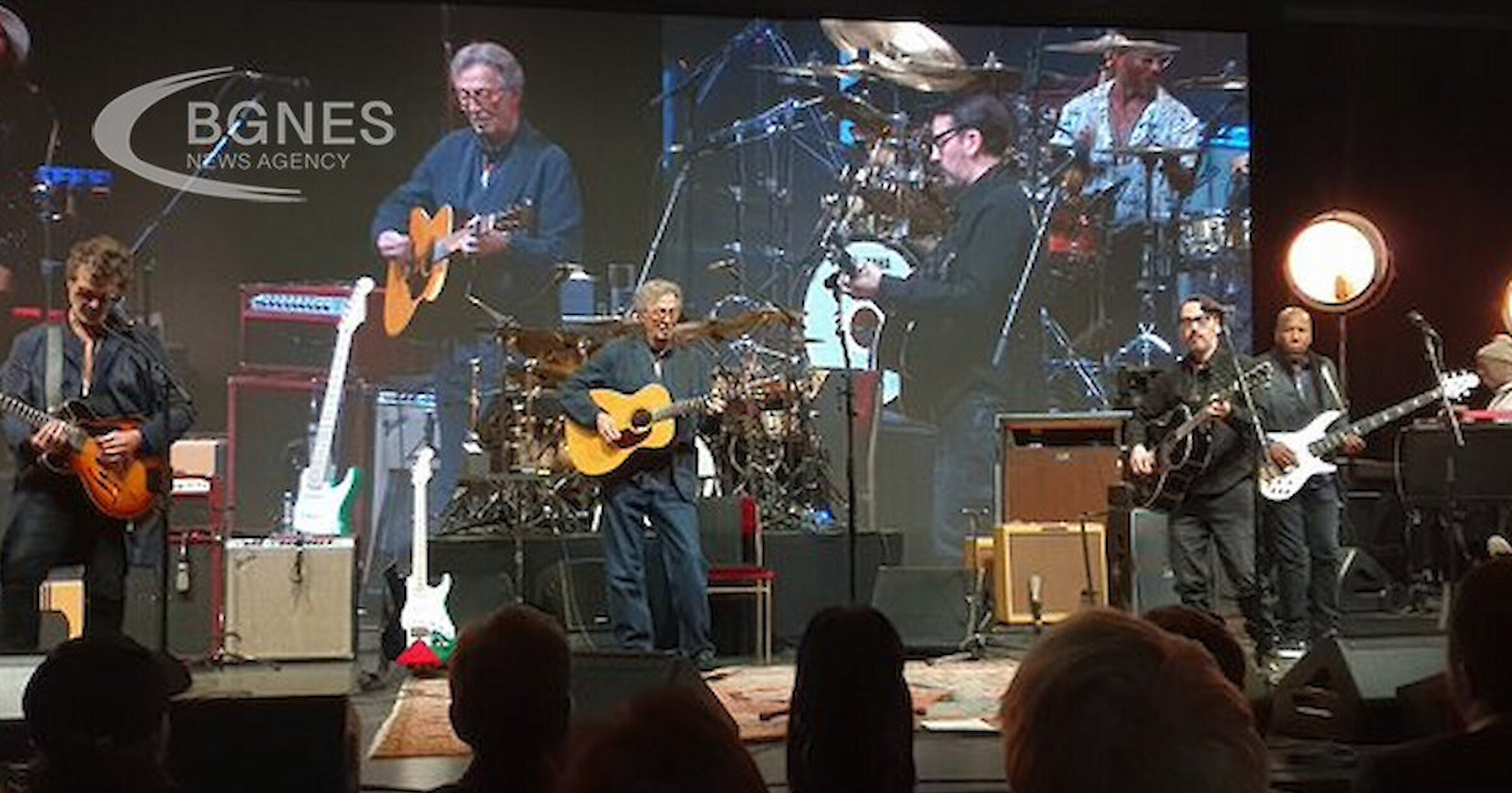 Легендарният китарист Ерик Клептън изнесе специален концерт в Лондон на
