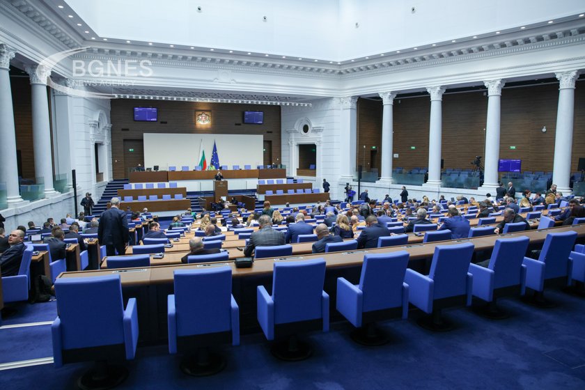 Народните представители продължиха разглеждането дебатите и гласуването на Бюджет 2024