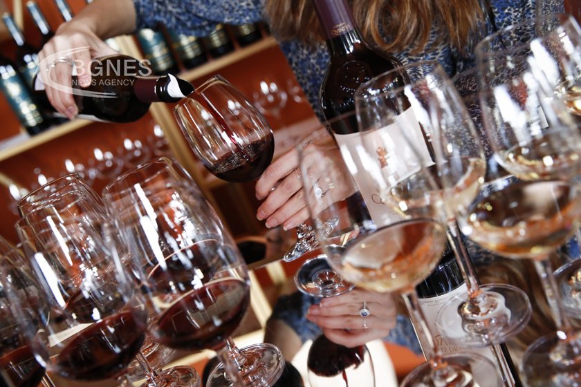 Броят на редовните консуматори на вино във Франция бързо намалява