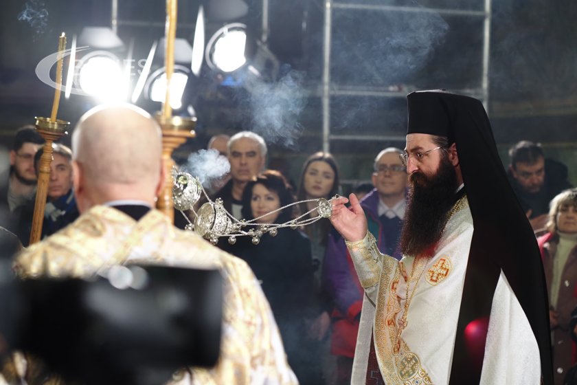 Западно- и Средноевропейският митрополит Антоний оглави празничните богослужения за Рождество