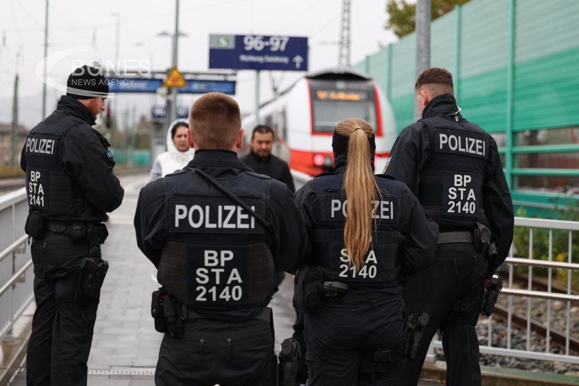 Австрия съобщи че трима души са били задържани по подозрение