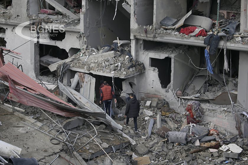 Израелска въздушна атака срещу бежанския лагер Ал Магази в Ивицата Газа