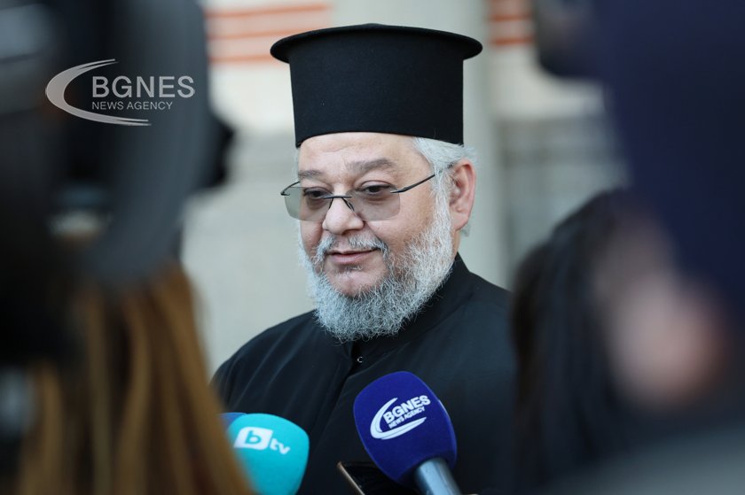 Световарненският и Великопреславски митрополит Йоан е избран за наместник на