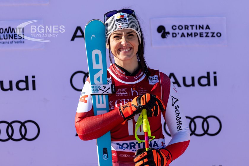 Стефани Вениер спечели спускането в италианския зимен център Кортина д‘Ампецо