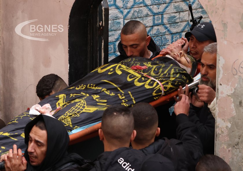 Израелски агенти под прикритие някои от които маскирани като медицински