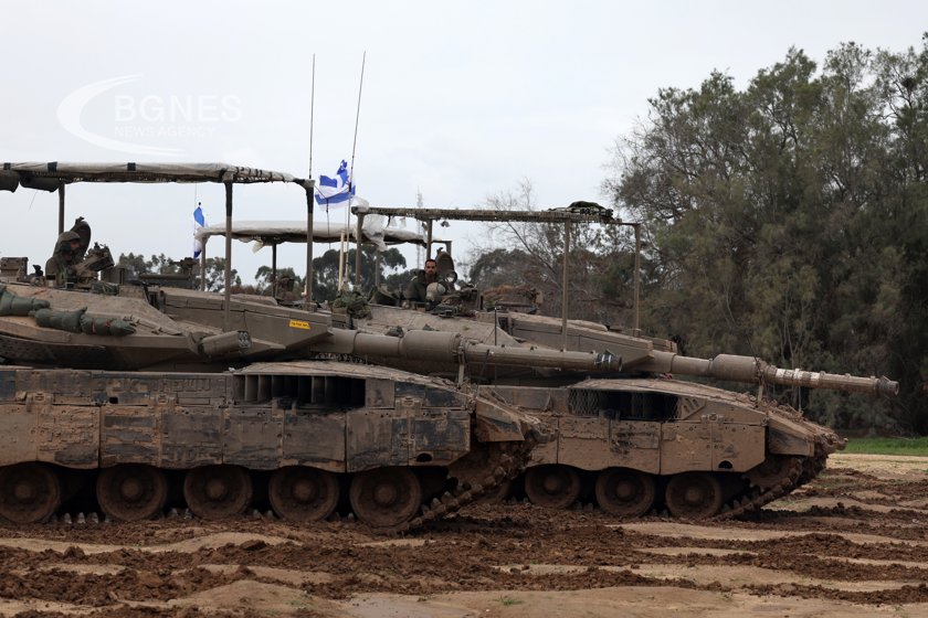 Израел започна операция на специалните сили при която бяха освободени