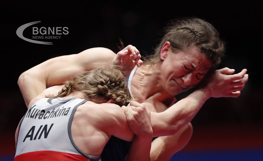 Евелина Николова завоюва сребро от Европейското първенство по борба в