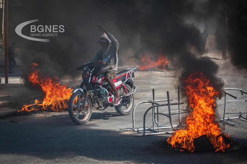 Хаити обяви 72-часово извънредно положение и полицейски час в столицата