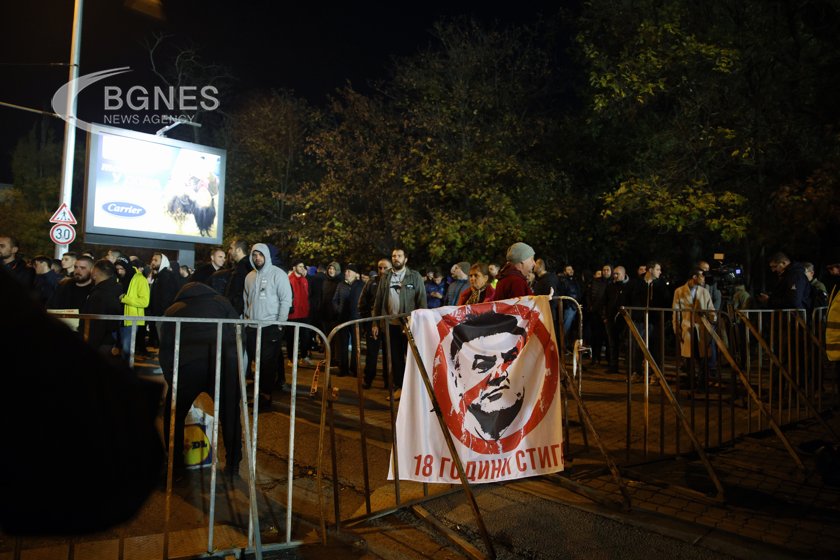 Фенове готвят протест по време на Извънредния конгреса на БФС