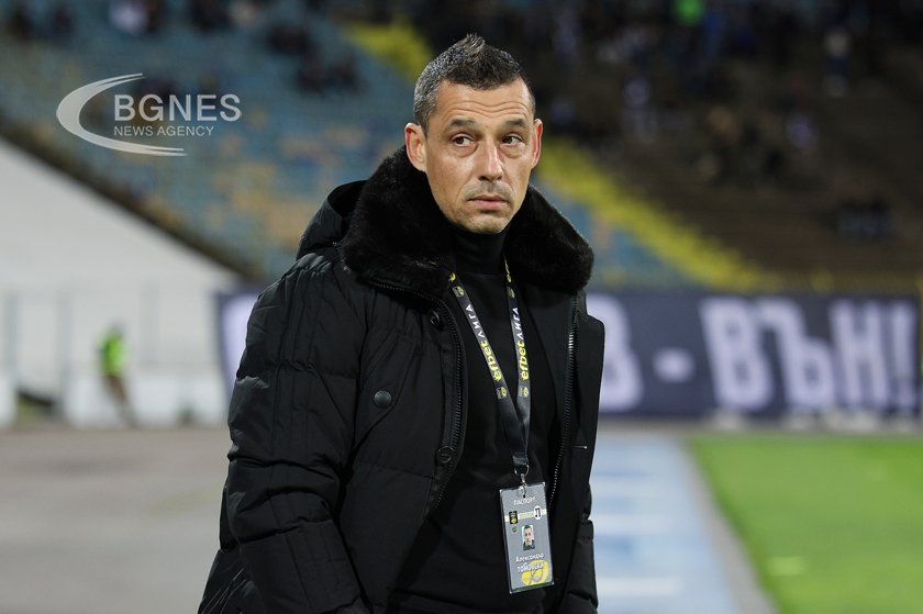 Треньорът на Локомотив Пловдив Александър Томаш подписа нов договор с