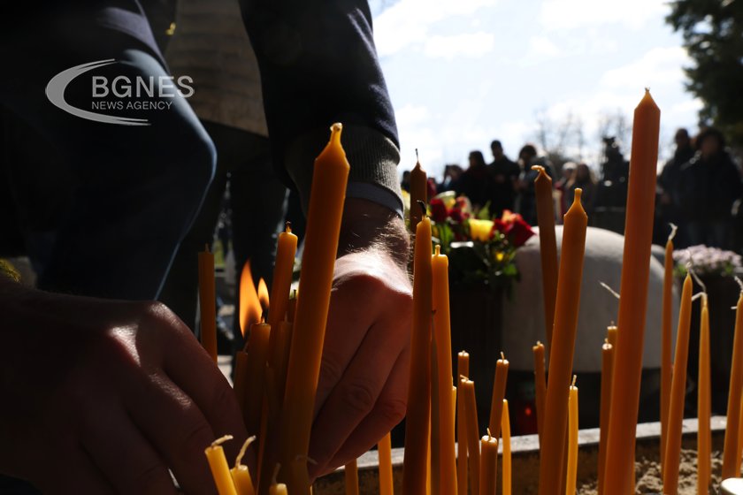 Сърбия днес отбелязва 21 години от убийството на своя първи