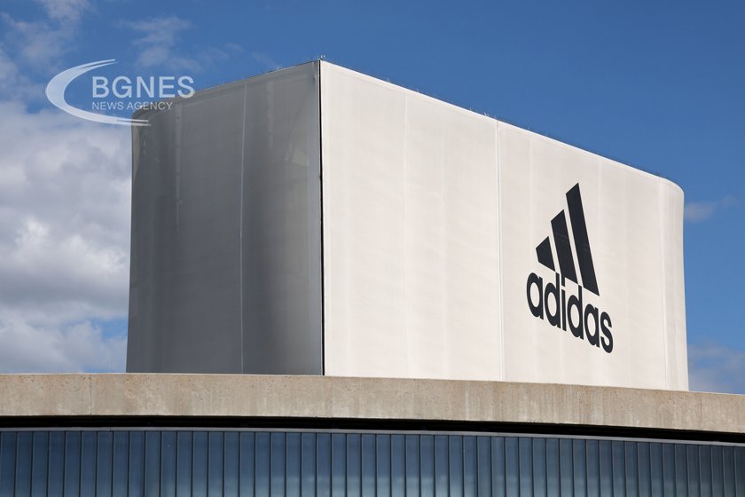 Германският гигант за спортни облекла Adidas отчете годишна загуба за