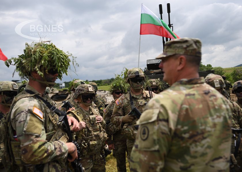 55 от българите биха гласували оставане на страната в НАТО