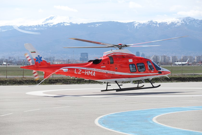 Хеликоптерът за спешна медицинска помощ по въздух направи първия си